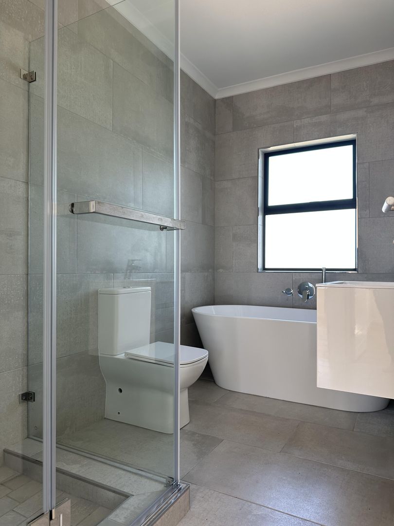 4 Bedroom Property for Sale in Sandown Western Cape